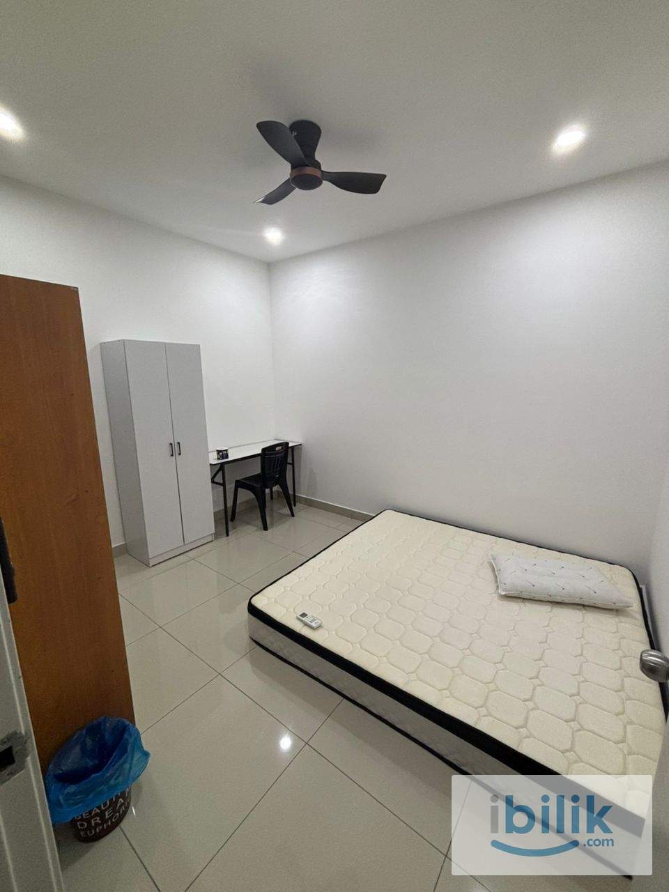 Medium / Middle Room for Rent (Girls Unit) - Image 1