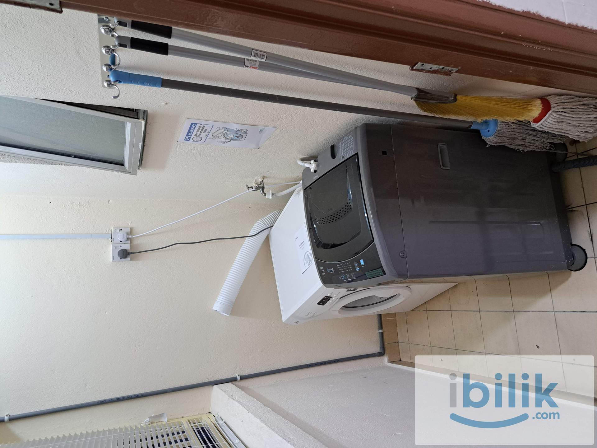 Fully Furnished Room Rental - Image 6