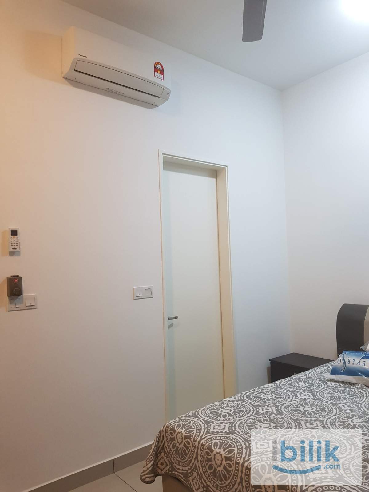 Middle Bedroom - Image 2