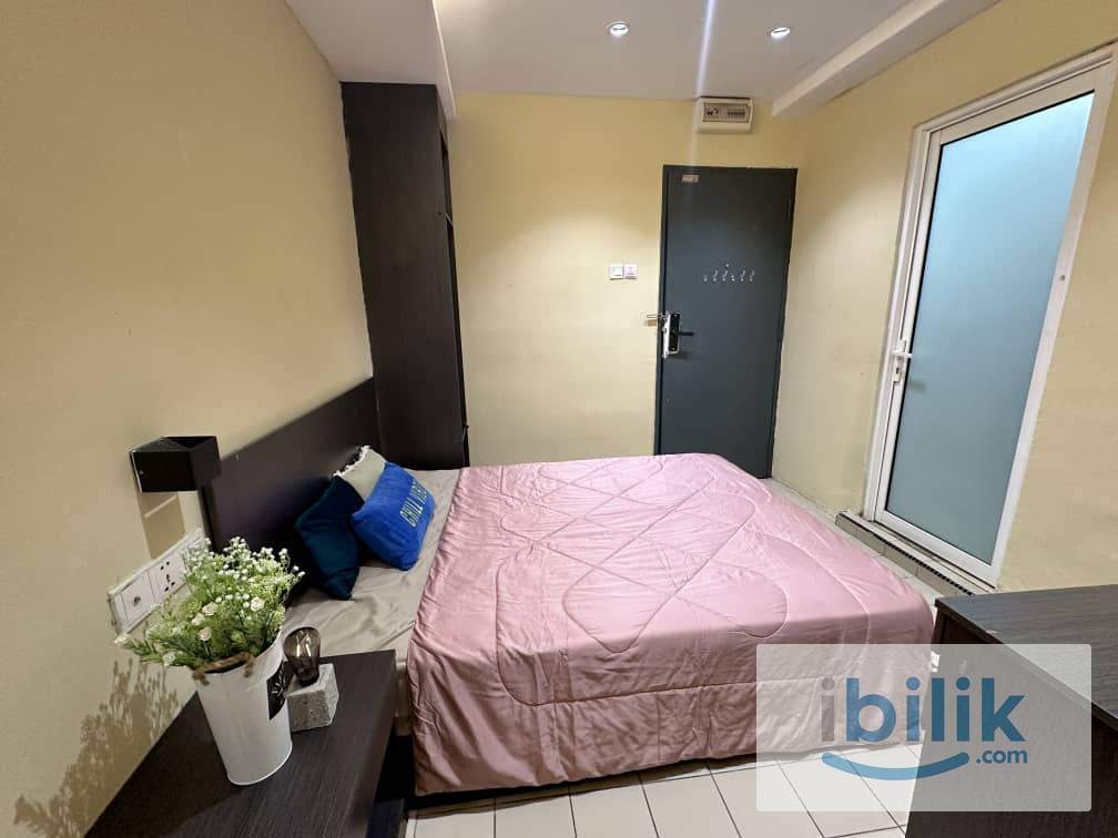 🏃‍♀️🏃‍♂️ A Room For your thoughts, a break for your soul - With Private Bathroom , Nearby BRT and Eateries - Image 1