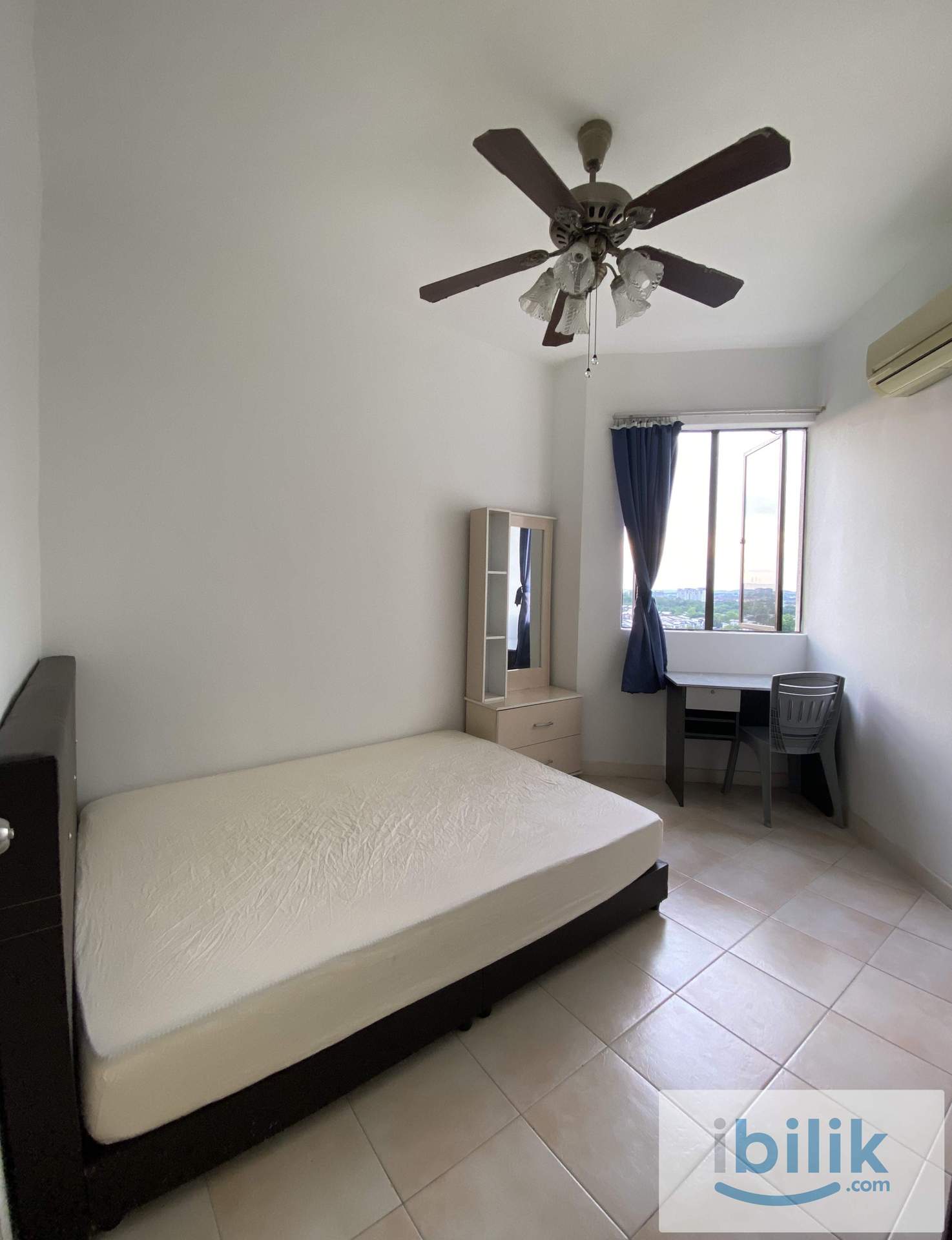 CASA TROPICANA CONDO – middle room with golf view - Image 2