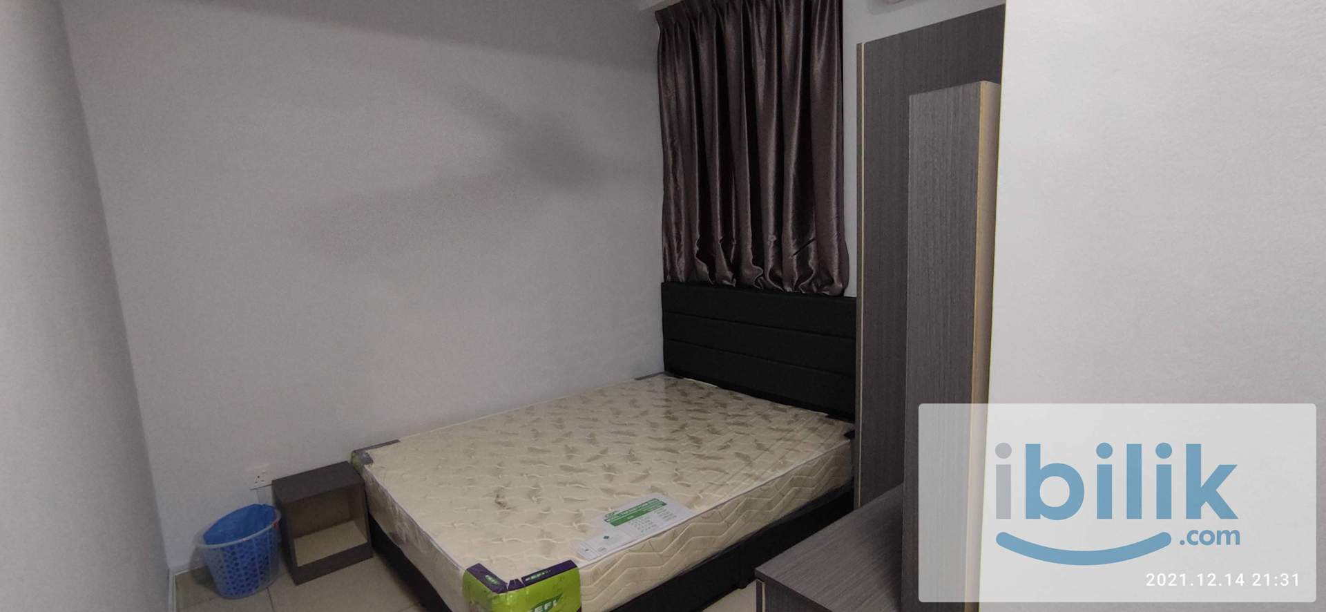 Middle room for rent at Abel Residence - Image 1