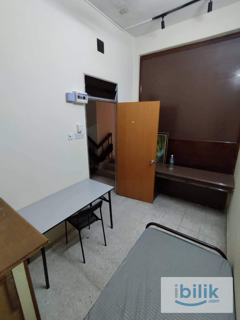 🏨 Single Room for Rent @ TTDI 🚉 Near MRT TTDI (walking distance) - Image 4