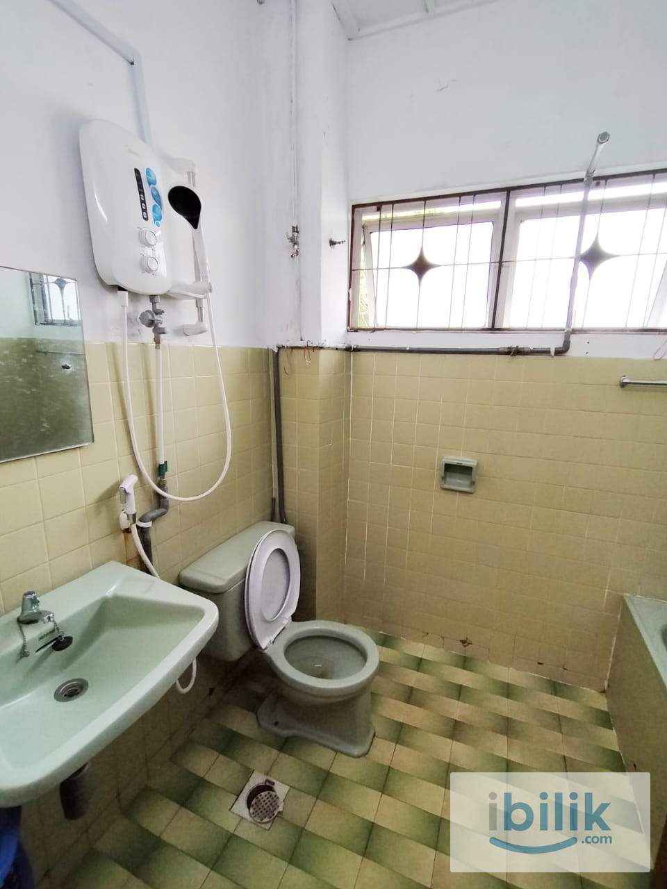 🏨 Single Room for Rent @ TTDI 🚉 Near MRT TTDI (walking distance) - Image 3