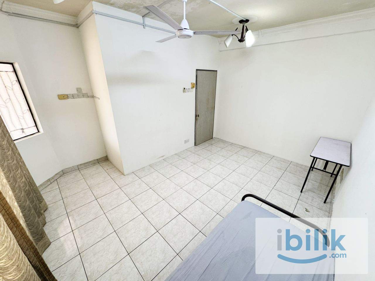 Room for Rent @ Bandar Utama | Aircond | Near MRT | Near 1 Utama - Image 2