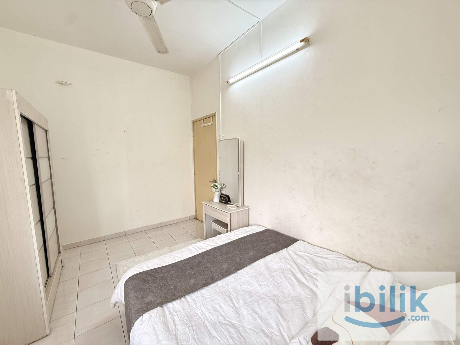 🏡MOST SOUGHT AFTER ROOM!🥰PREMIUM QUEEN ROOM! 5MINS TO LRT WANGSA MAJU 🎉 - Image 5