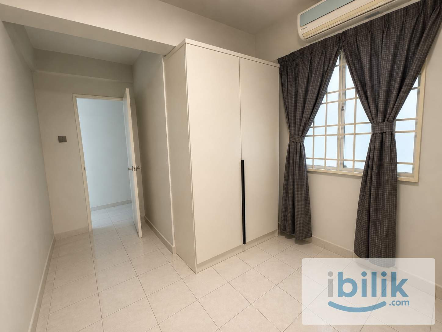 Cozy Non-Sharing Middle Room | Aircond | Wifi | Warm Shower - Image 2