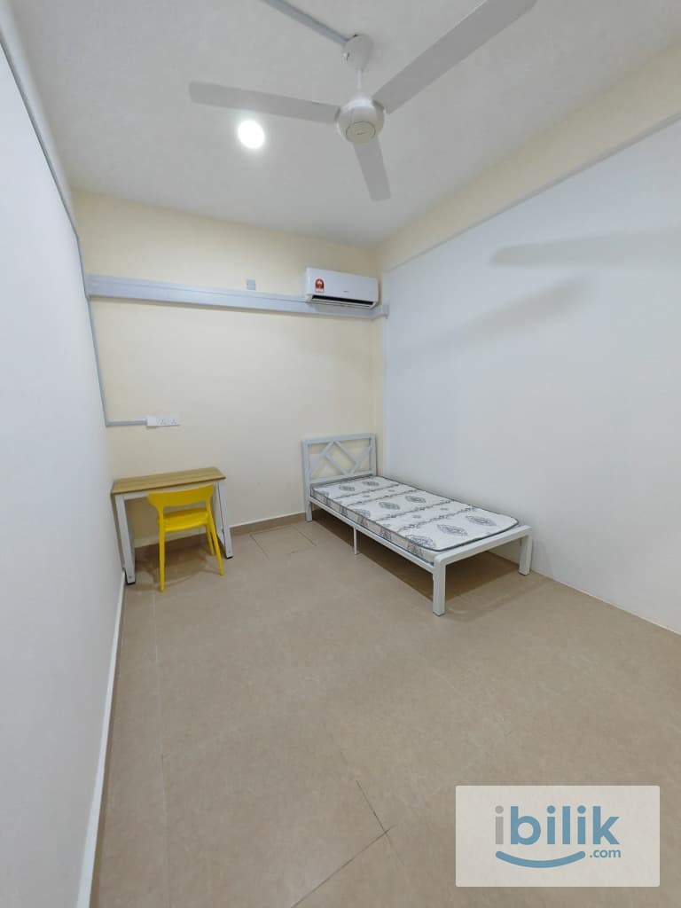 🌹LOW DEPOSIT📍Room For Rent In Puchong , Move In Ready🌹 - Image 1
