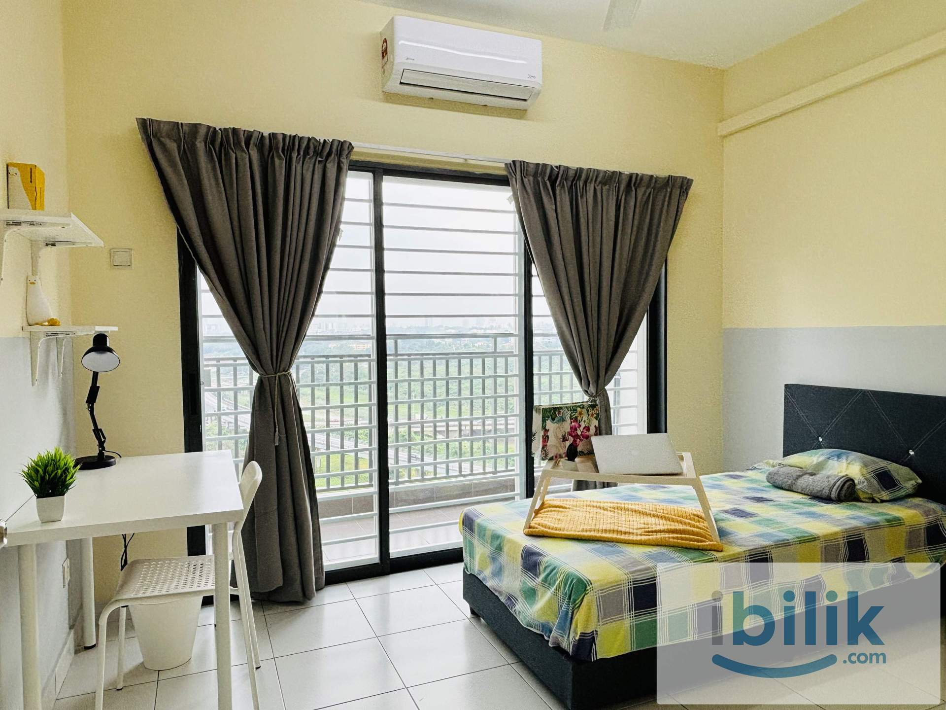 LOW DEPOSIT‼️BALCONY SINGLE ROOM @ METIA RESIDENCE, SEKSYEN 13 SHAH ALAM 🔥 - Image 1