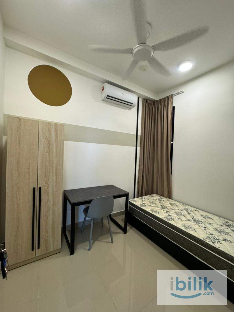 99 Residence Single Room - Image 4