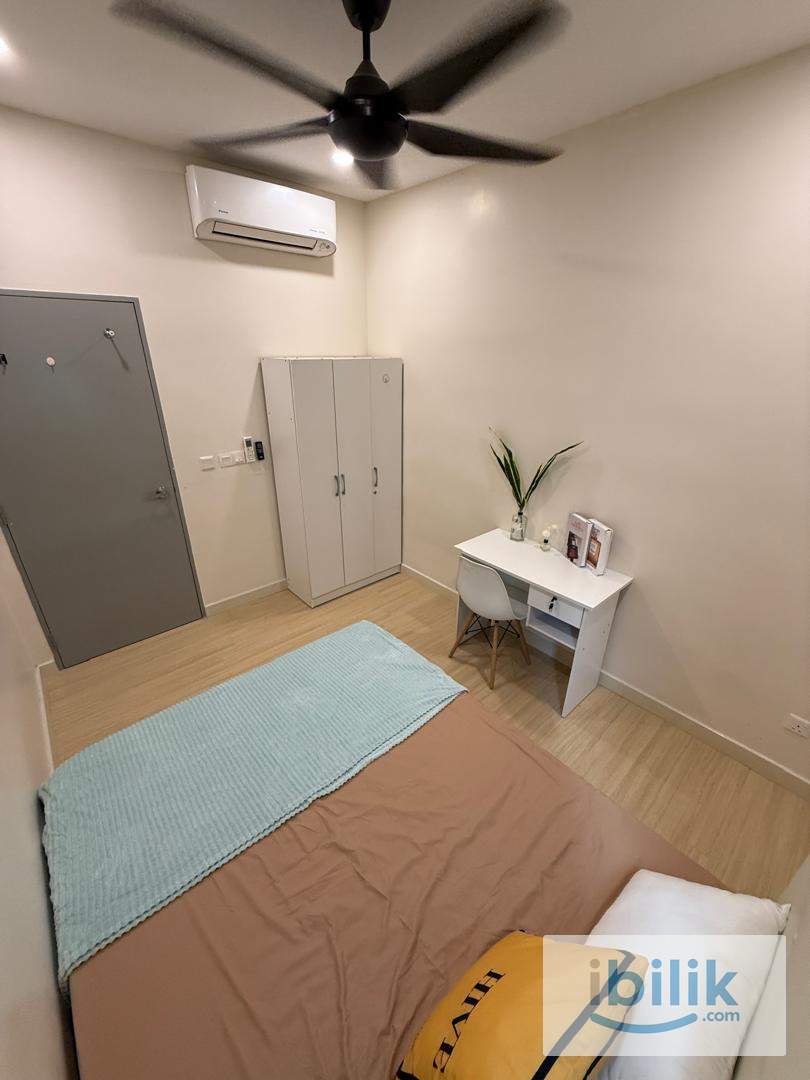 M Centura Queen Room - Image 3