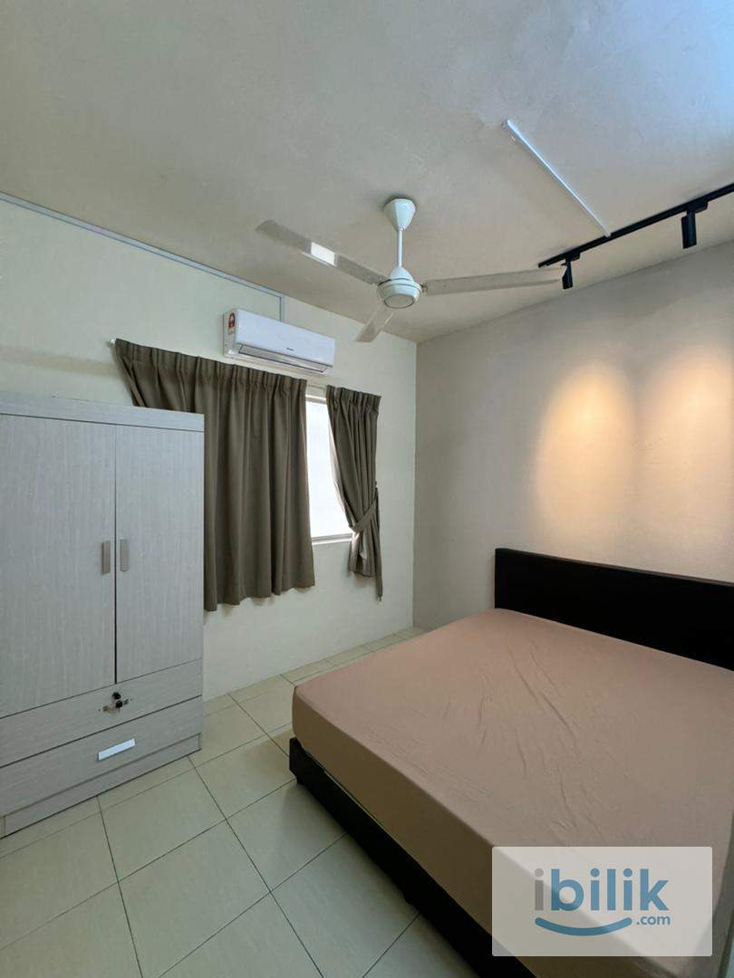 PV12 Queen Room - Image 3