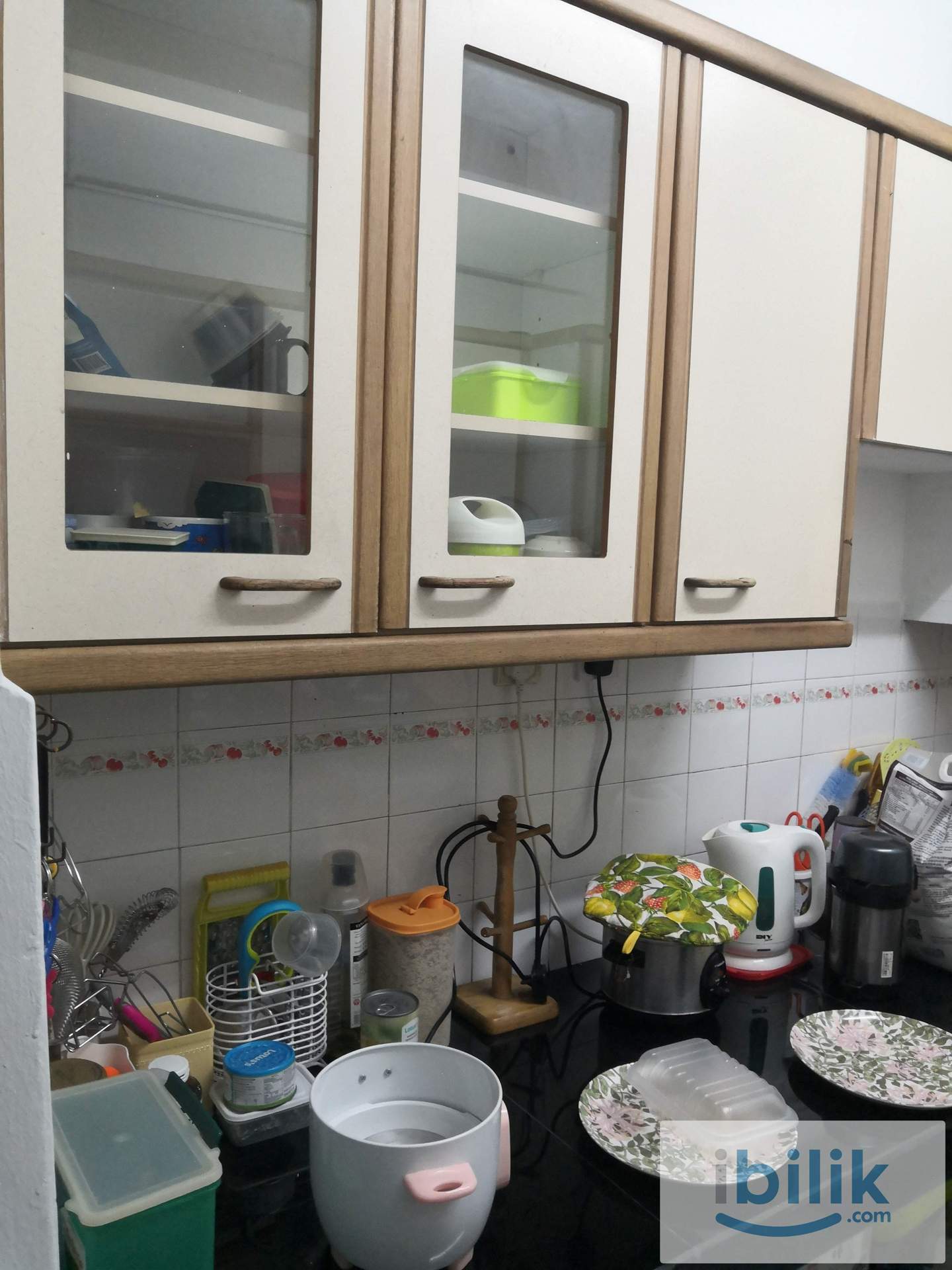 Middle Room for Rent - Image 3