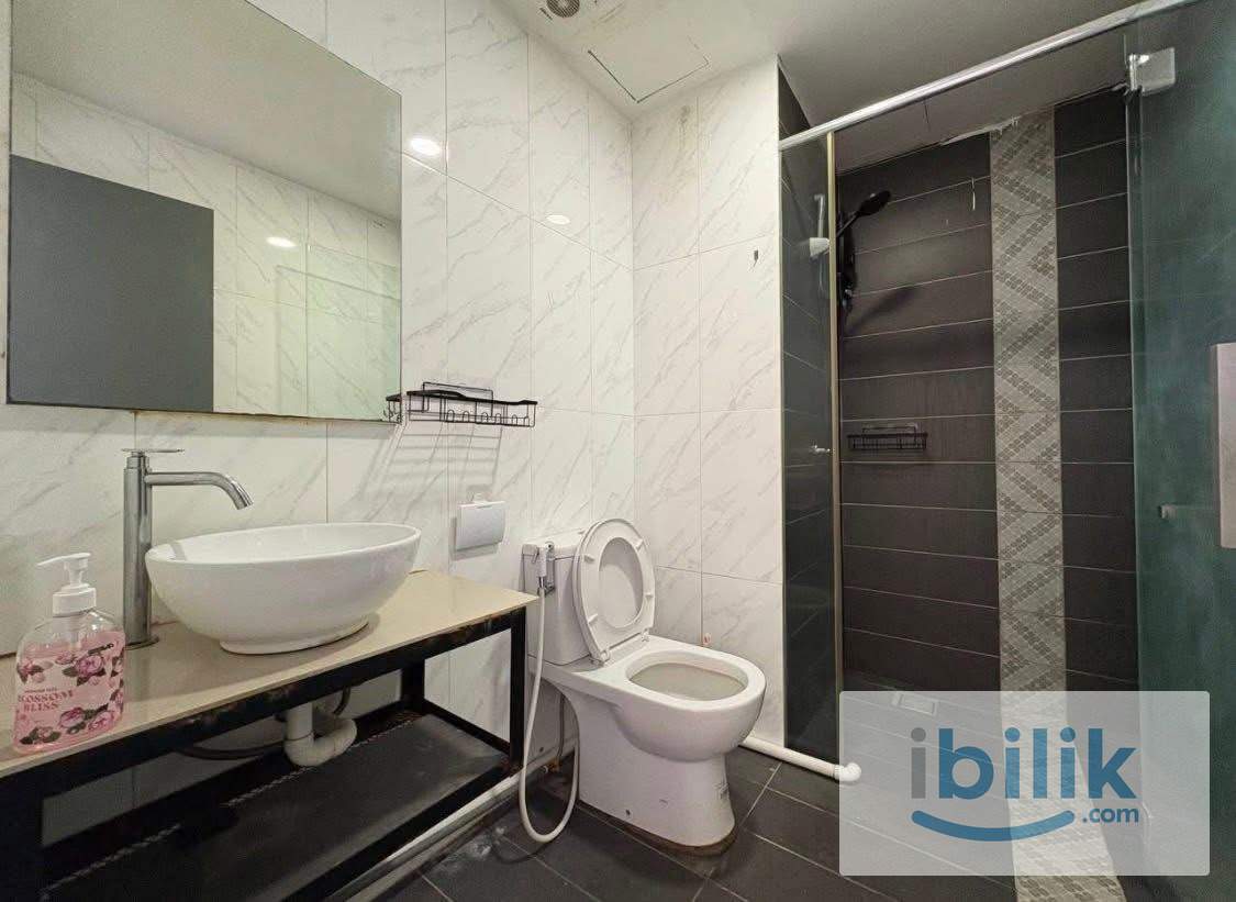 Move in Ready Fully Furnished room at D'Latour Residence  - Image 4