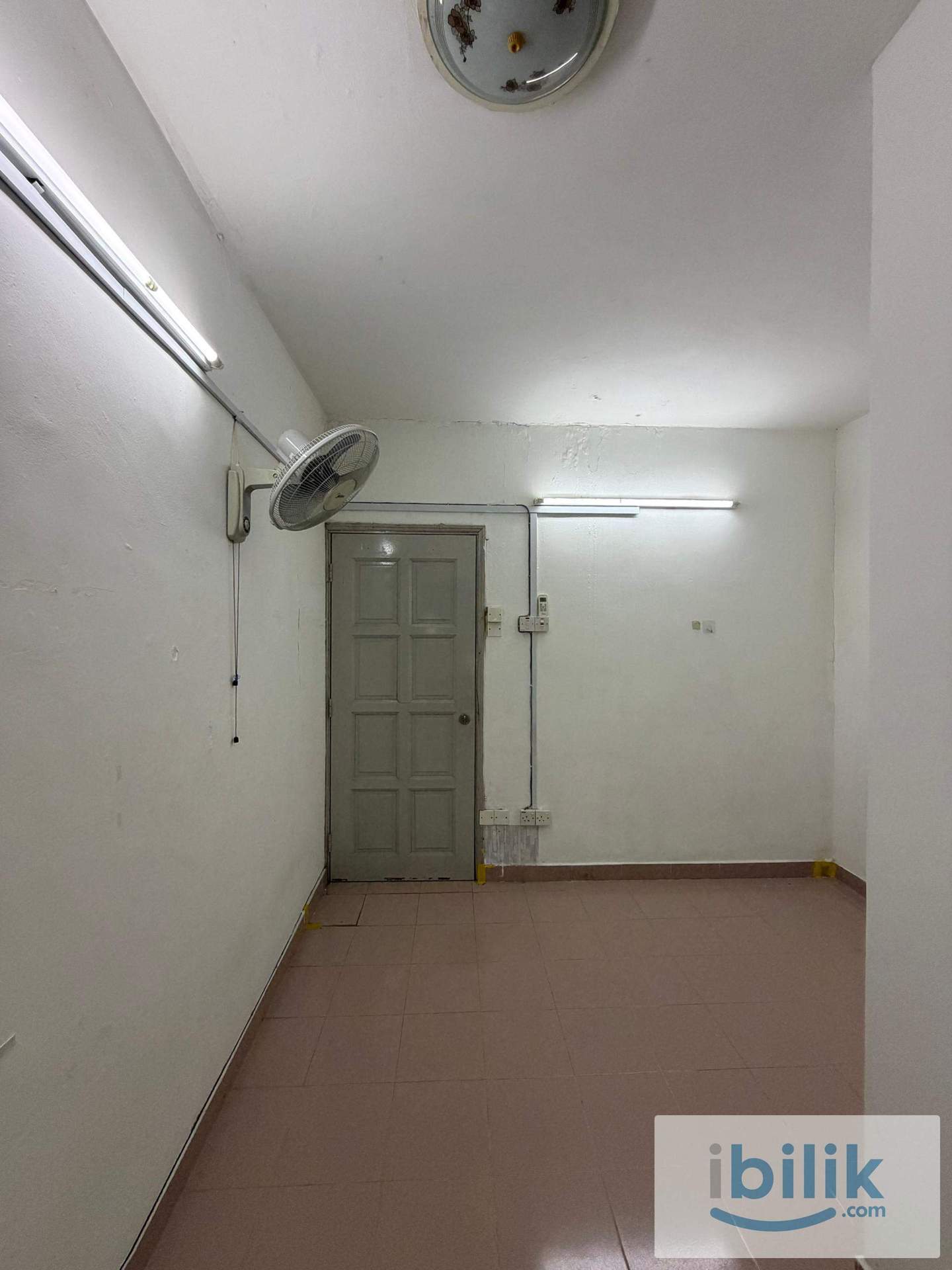 🏠 Middle Room With Attach Bathroom📍 Puchong | Taman Wawasan🔑Urgent Move In✔Actual Unit Photo - Image 4