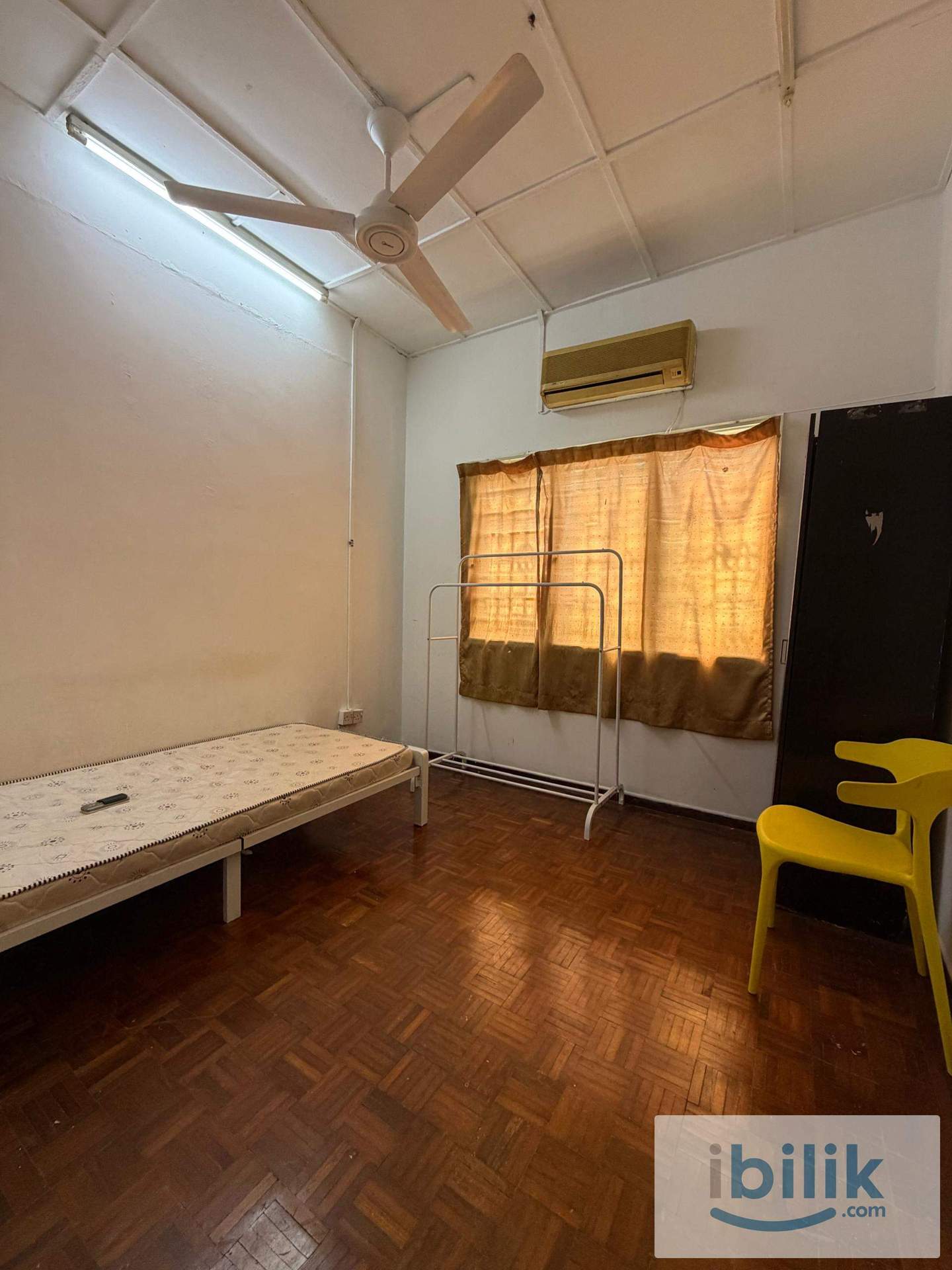 🏠 Middle Room With Attach Bathroom📍 Puchong | Taman Wawasan🔑Urgent Move In✔Actual Unit Photo - Image 1