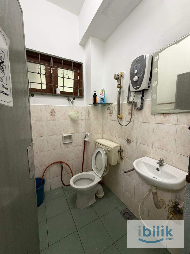 🏠 Cheap Single Room With Aircond📍 Puchong | Taman Wawasan🔑Urgent Move In✔Actual Unit Photo - Image 3