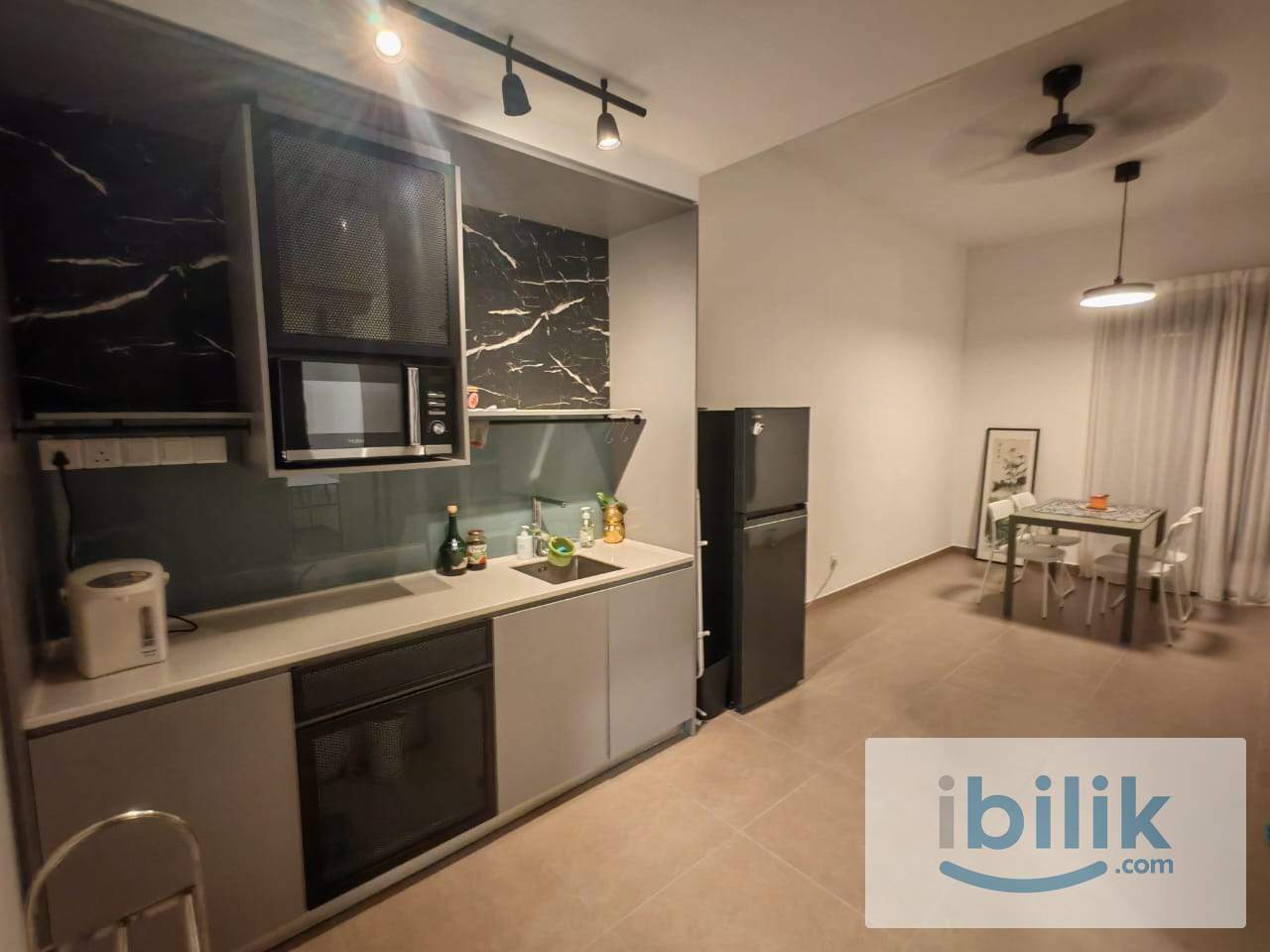 [Fully Furnished Female Only]-Cozy Medium Queen Bedroom With Bathroom 2 Person Shared Only !! - Image 5