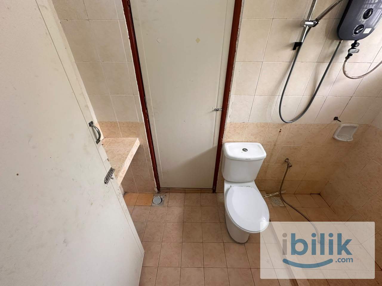 Bukit Rimau, Shah ALam, Room To Rent - Image 3