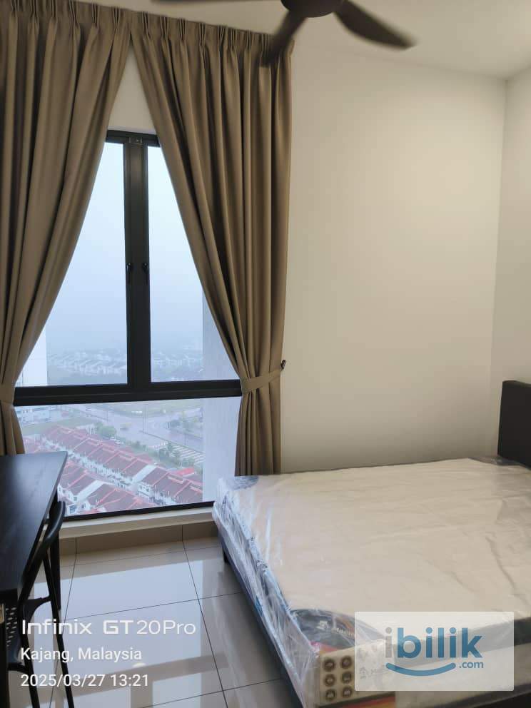Second Bedroom Fully Furnished Rooms for Rent @ Residensi Topaz | WiFi Included | Students & Working Professionals - Image 1