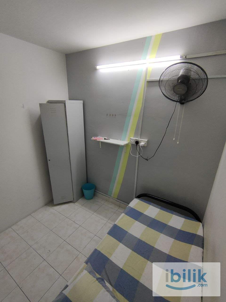 Single Room - Image 2