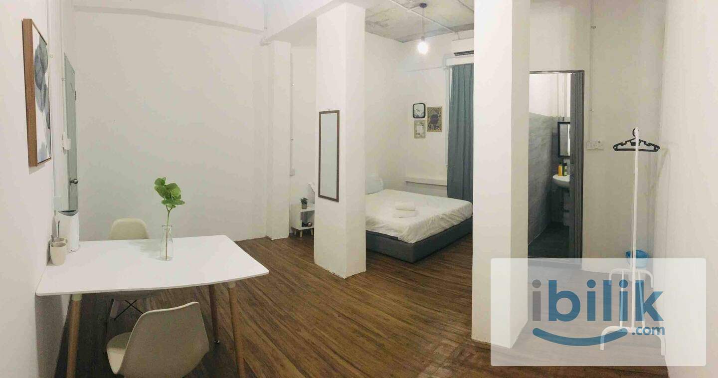 Kota Kinabalu City center 1 bedroom studio with private toilet above Gaya Street shop Lot - Image 1