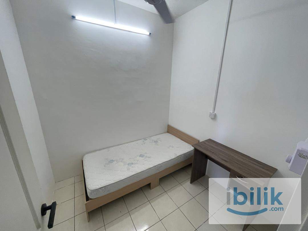 Single Room for Female near UMS in Angkasa Apartment Menggatal Kota Kinabalu Sabah - Image 1