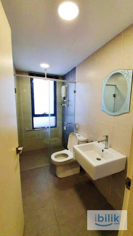 Cozy Fully Furnished Single Room @ Lakefront Residence in Cyberjaya - Image 5
