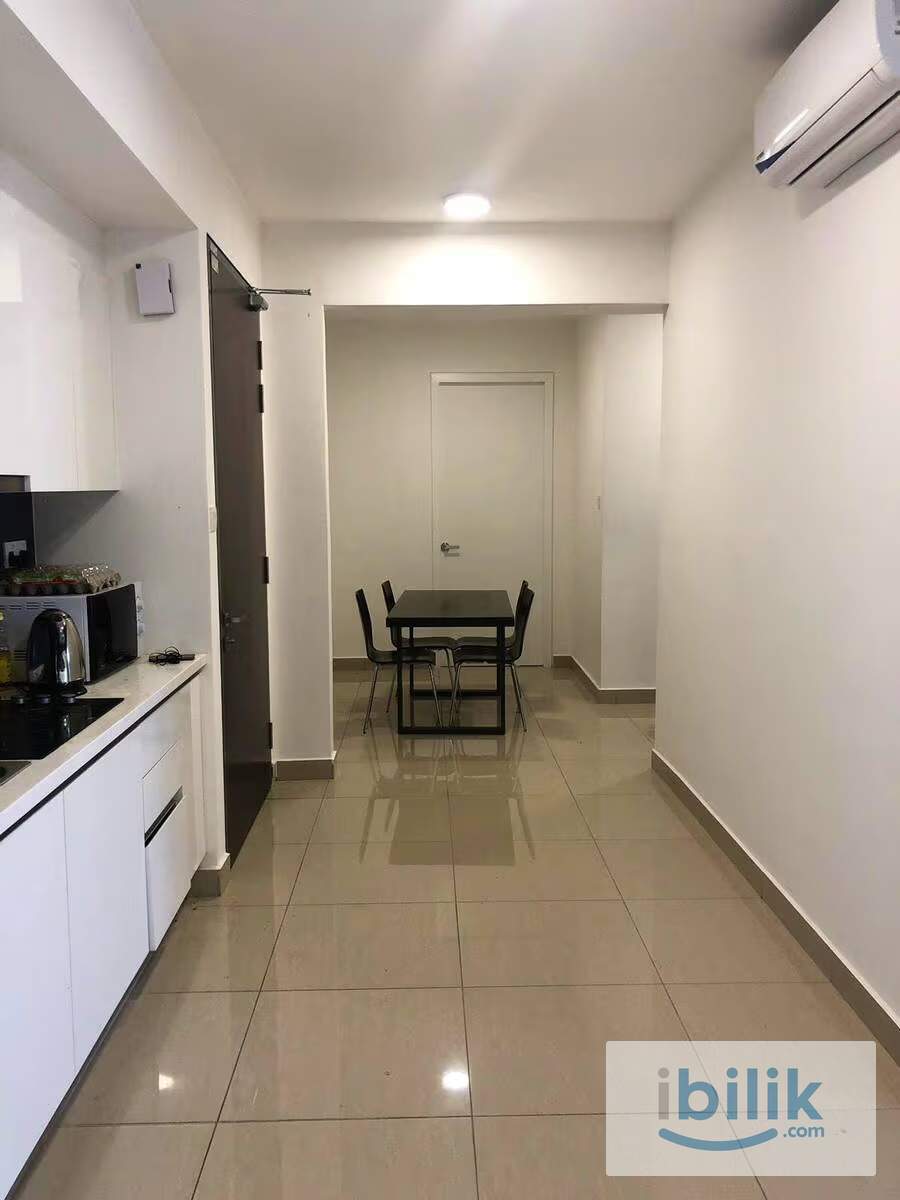 Cozy Fully Furnished Single Room @ Lakefront Residence in Cyberjaya - Image 4