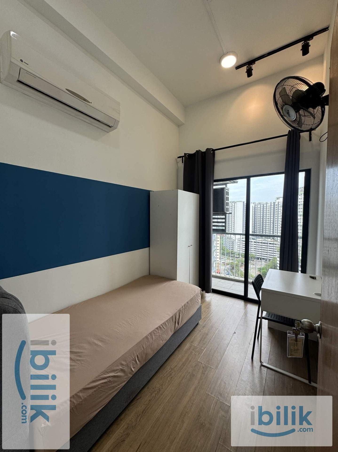 Fully Furnished Single Room with Balcony @ The Green, Shah Alam - Image 1