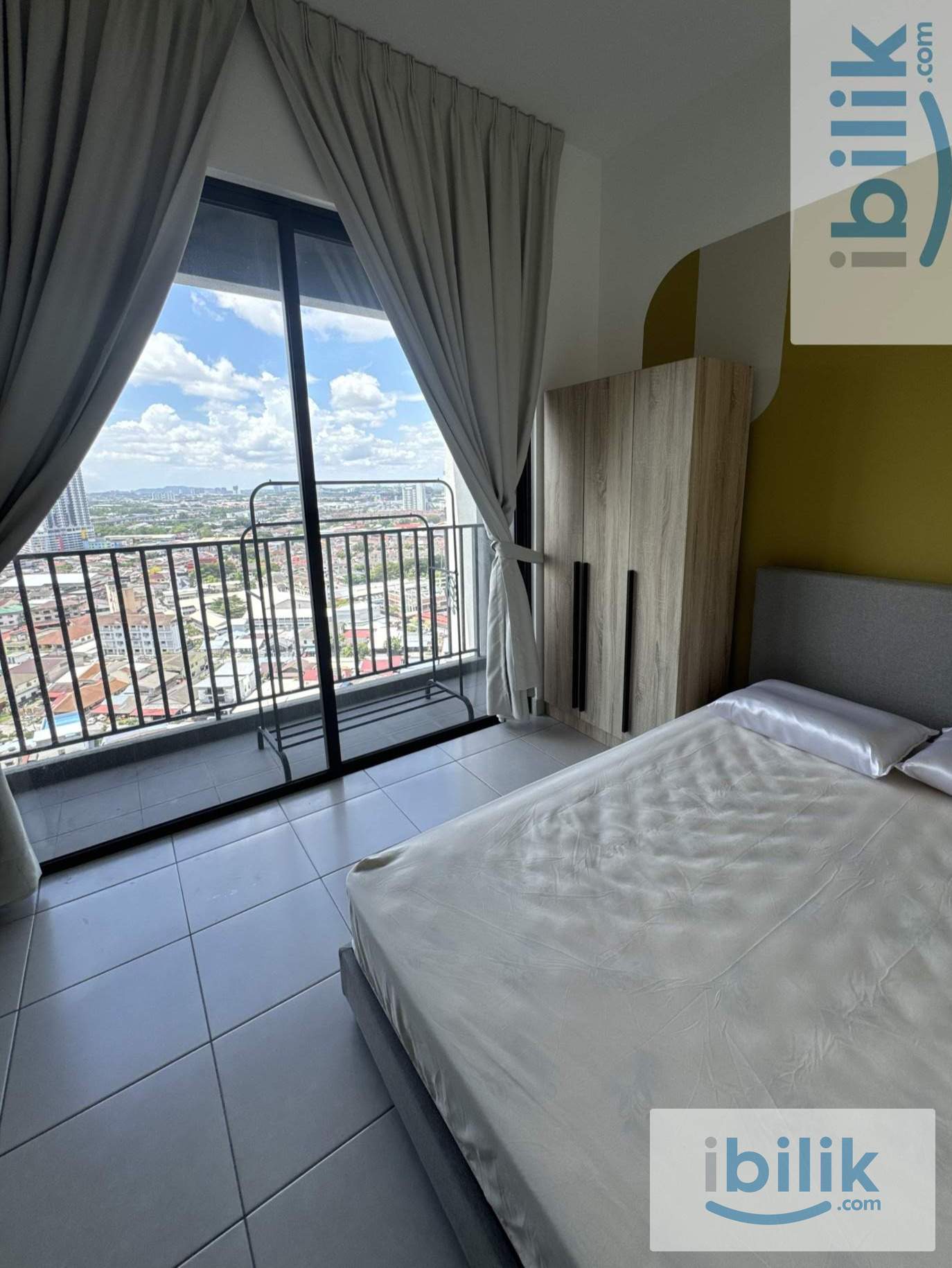 Fully Furnished Queen Bed near MRT BTHO, Cheras, 50% Off First Month - Image 3