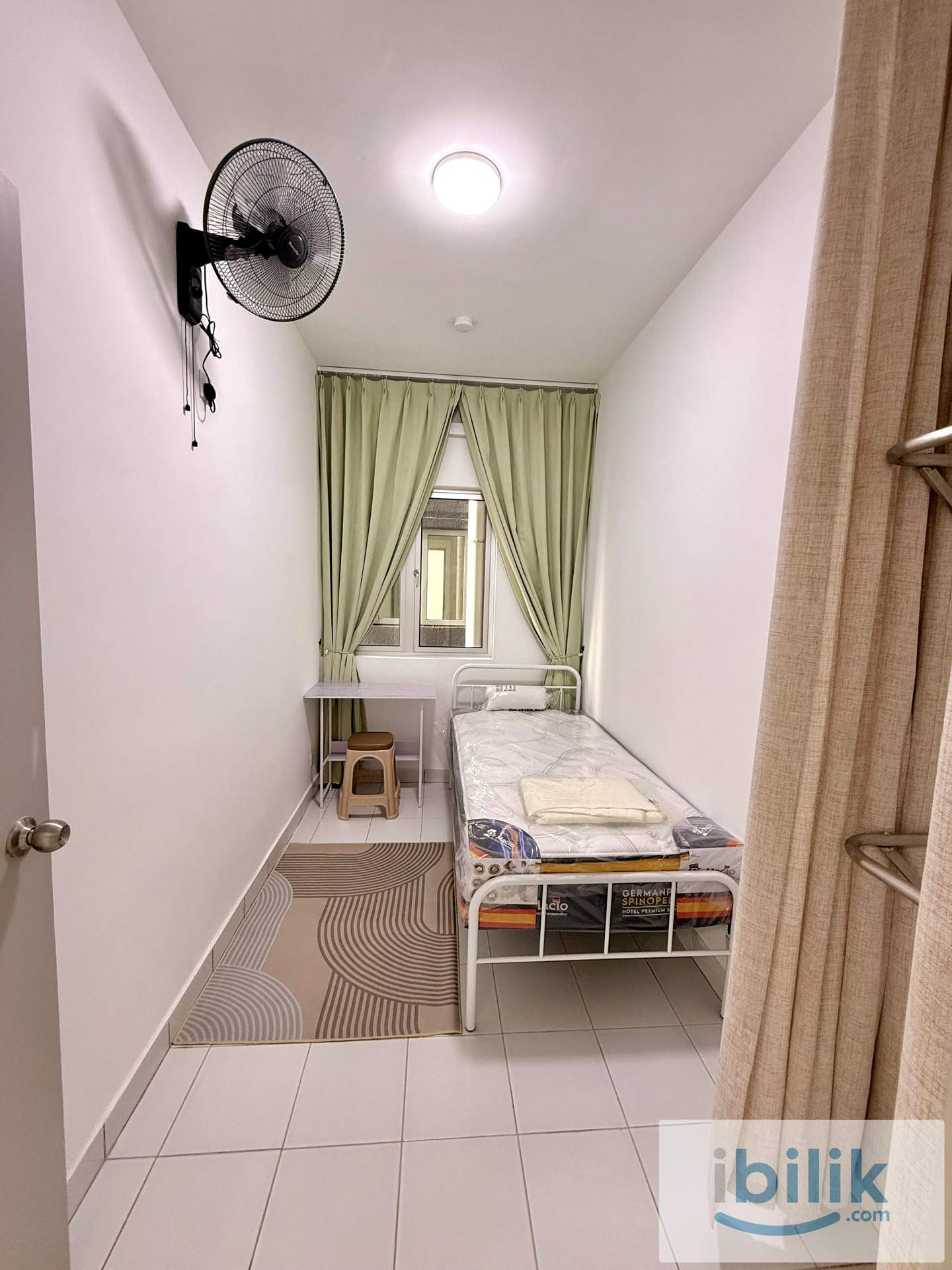 Jade Hills Kajang Female Room for Rent - Image 2