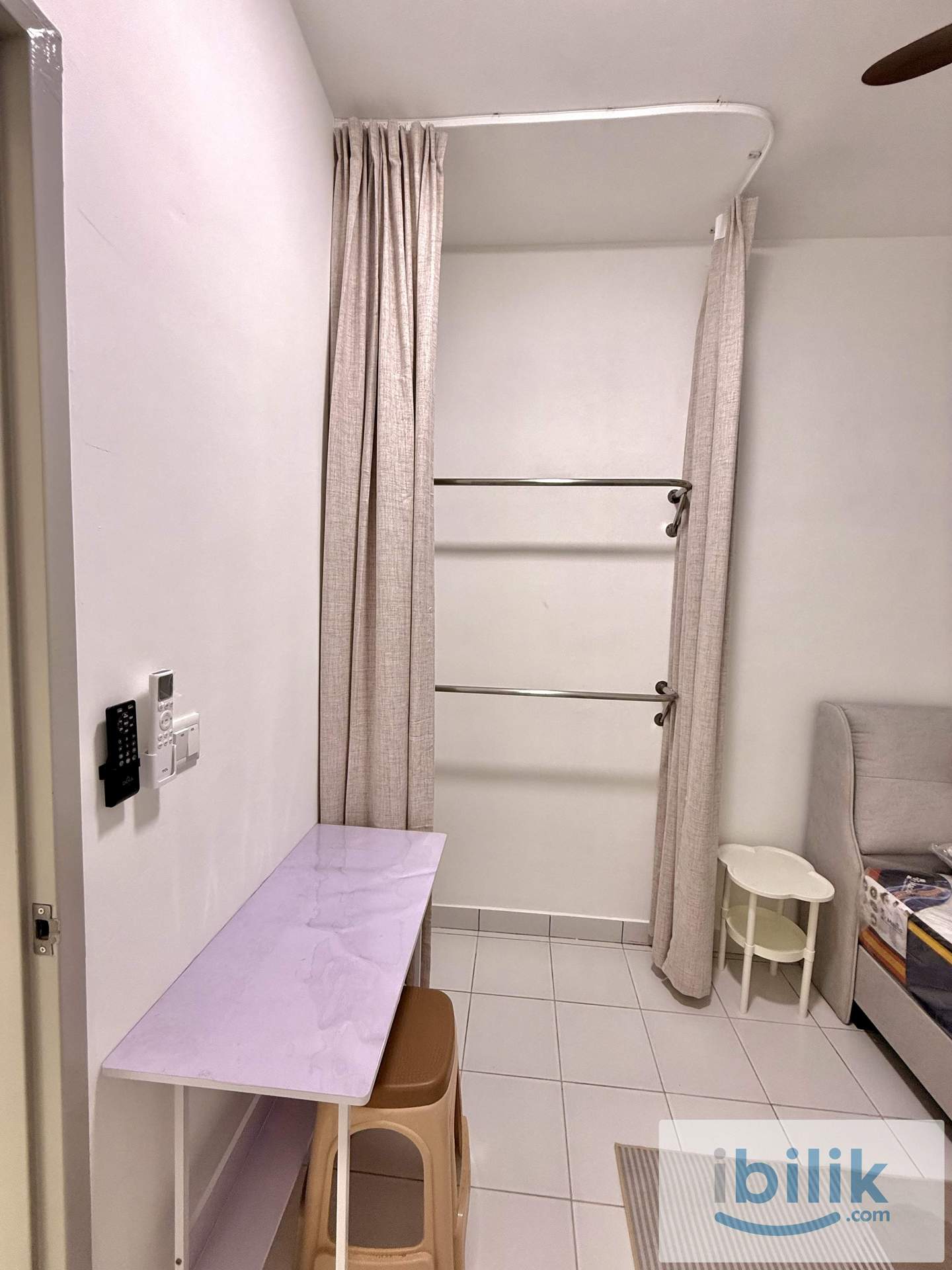 Jade Hills Kajang Female Medium Room For Rent - Image 4
