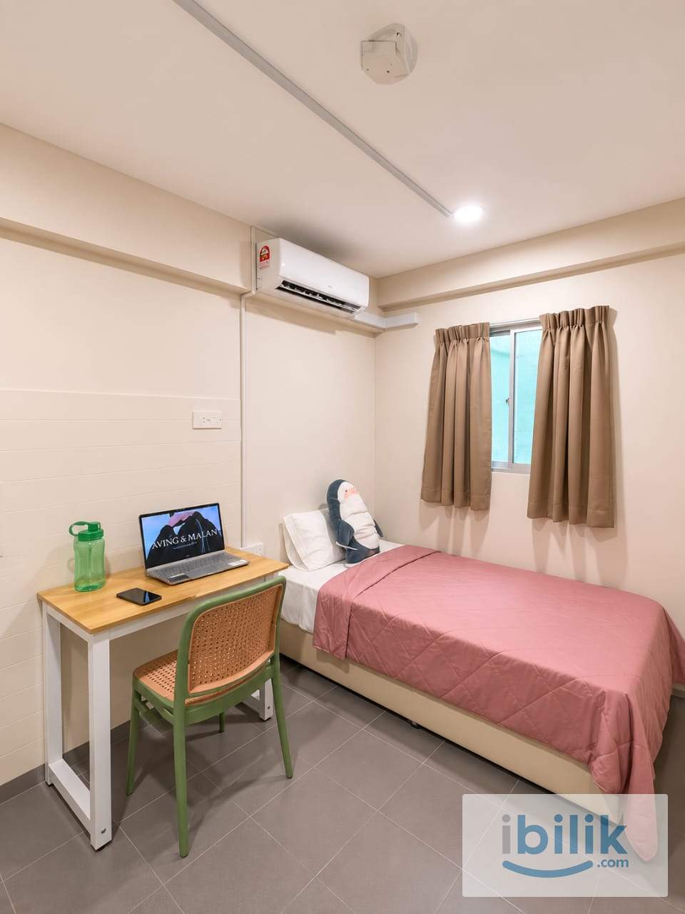 🏬 Hotel Room For Rent @ Seri Kembangan ✨ | 🚗 8 Mins to The Mines Shopping Mall 🛍️🛒 - Image 5