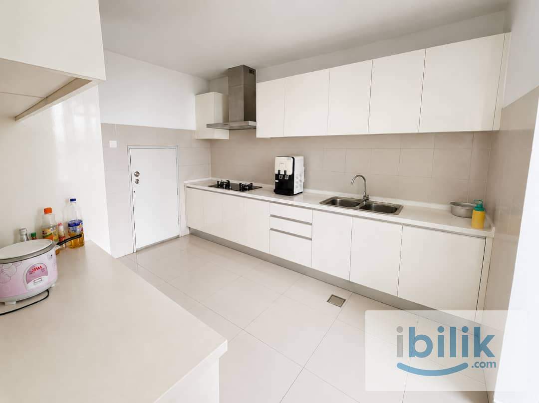 💃 Female Only 🚺 Fully Furnished Room For Rent @ I-Residences 💞 | 🏃‍♀️‍➡️ Walk to Central i-City Mall 🛒 - Image 5