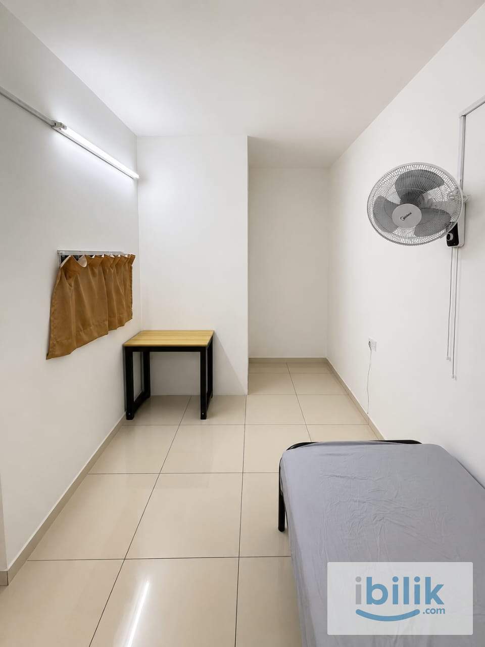 🏠 Private Room For Rent @ Taman Sri Jaromas 🔥 | 🚗 Near Econsave & Lotus's Jenjarom 🛒🛍️ - Image 1