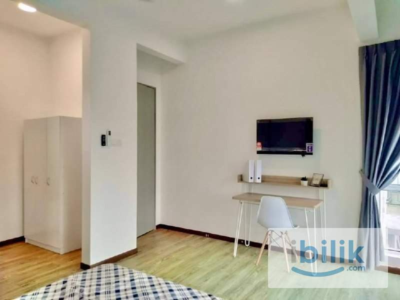 Fully Furnished Master Bedroom For Rent at 7 Three Seven Residence, Kajang - Image 2