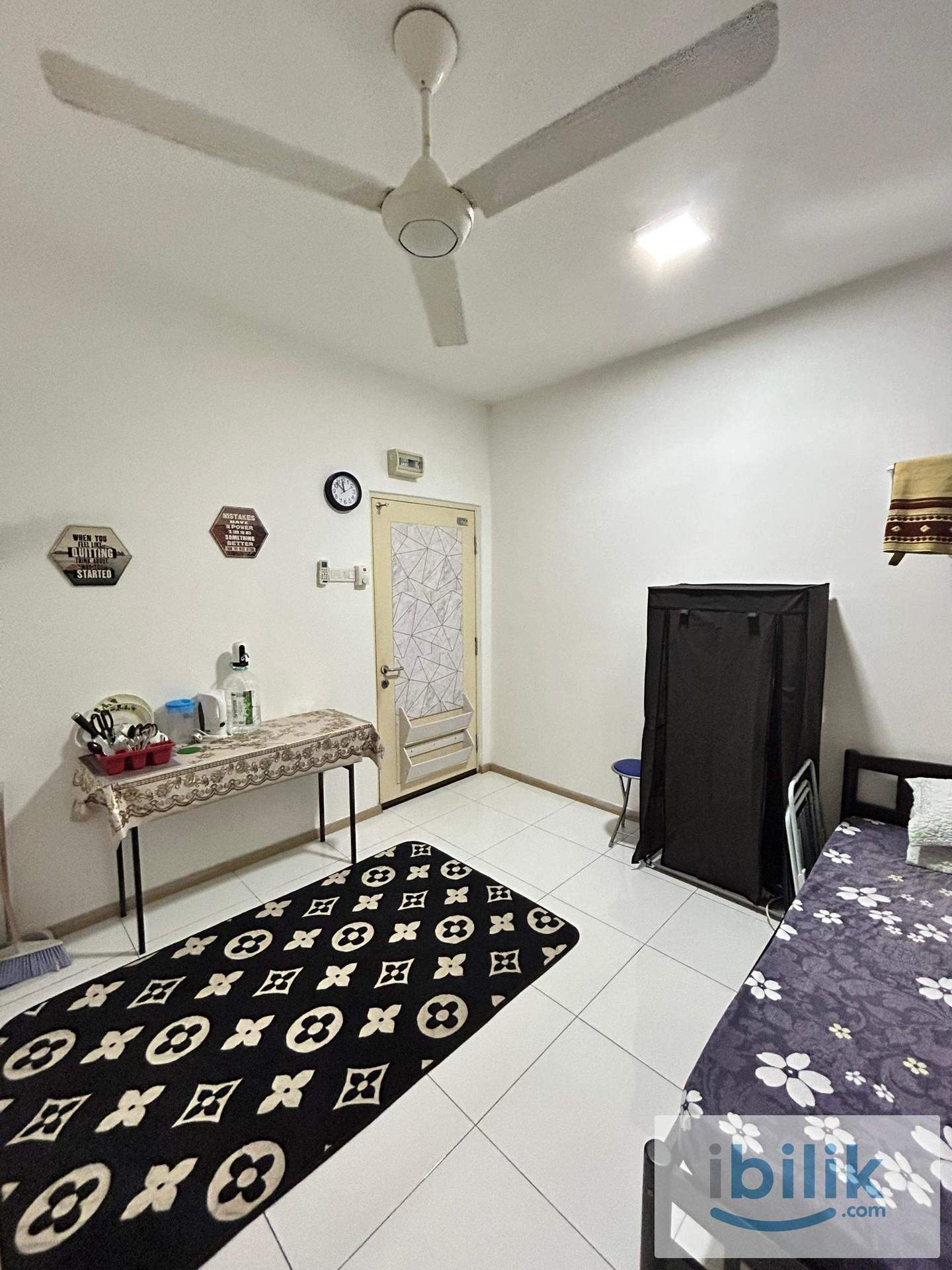 Single Room Vista Alam Seksyen 14 - Image 1