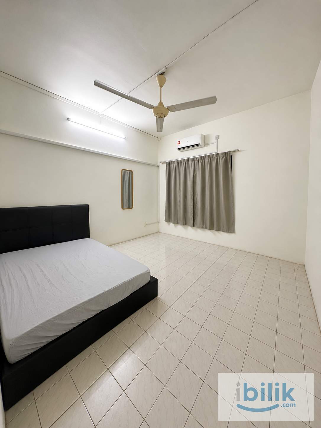 🏘️Room For Rent At Bandar Utama🏘️Walking Distance To🚶🏻‍♀️‍➡️ One Power House,MRT Bandar Utama,One Utama PJ - Image 1
