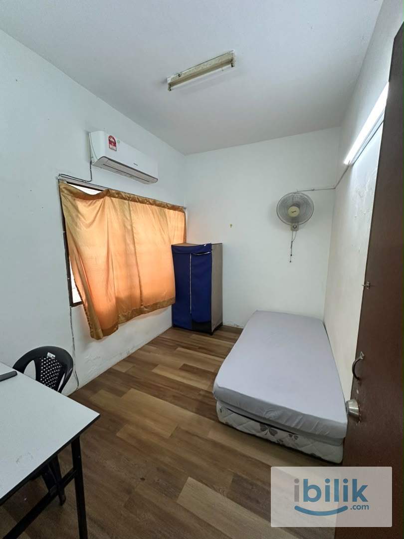 🏘️Room For Rent At Damansara Jaya🏘️Nearby🚗Atria Mall,Starling Mall,Damansara Uptown,Damansara Kim - Image 1