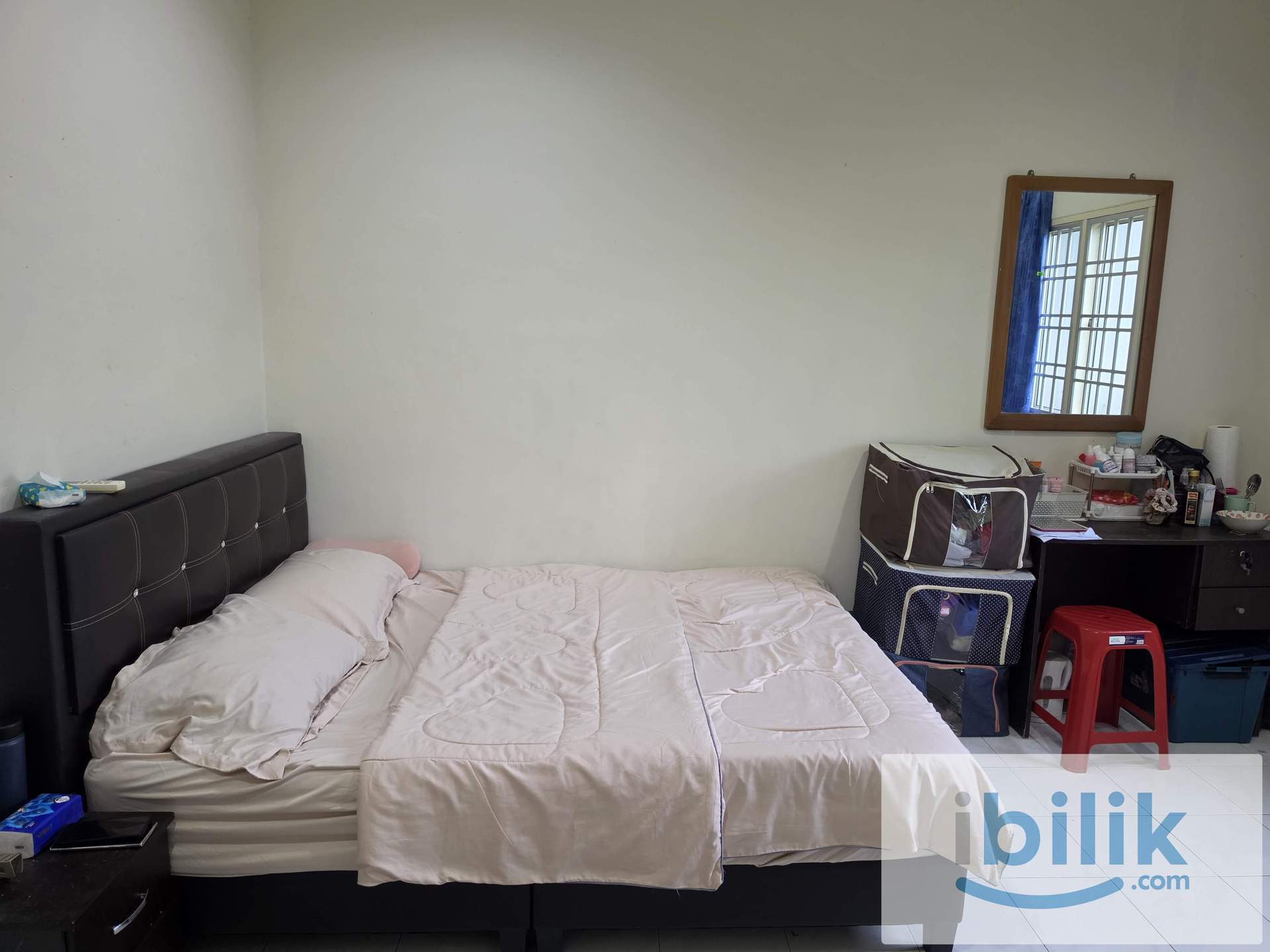 Middle Shared Bedroom For Female - Image 7