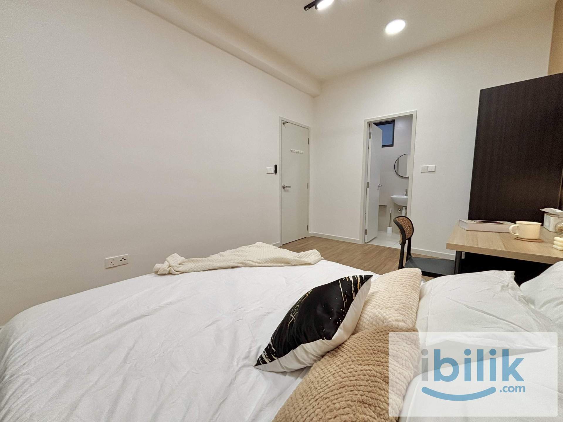 🏡 MASTER ROOM FOR MIX GENDER HOUSE IN TRINITY WELLNESSA AMPANG 😍 EASY ACCESS TO LRT SRI RAMPAI 🚝 - Image 3