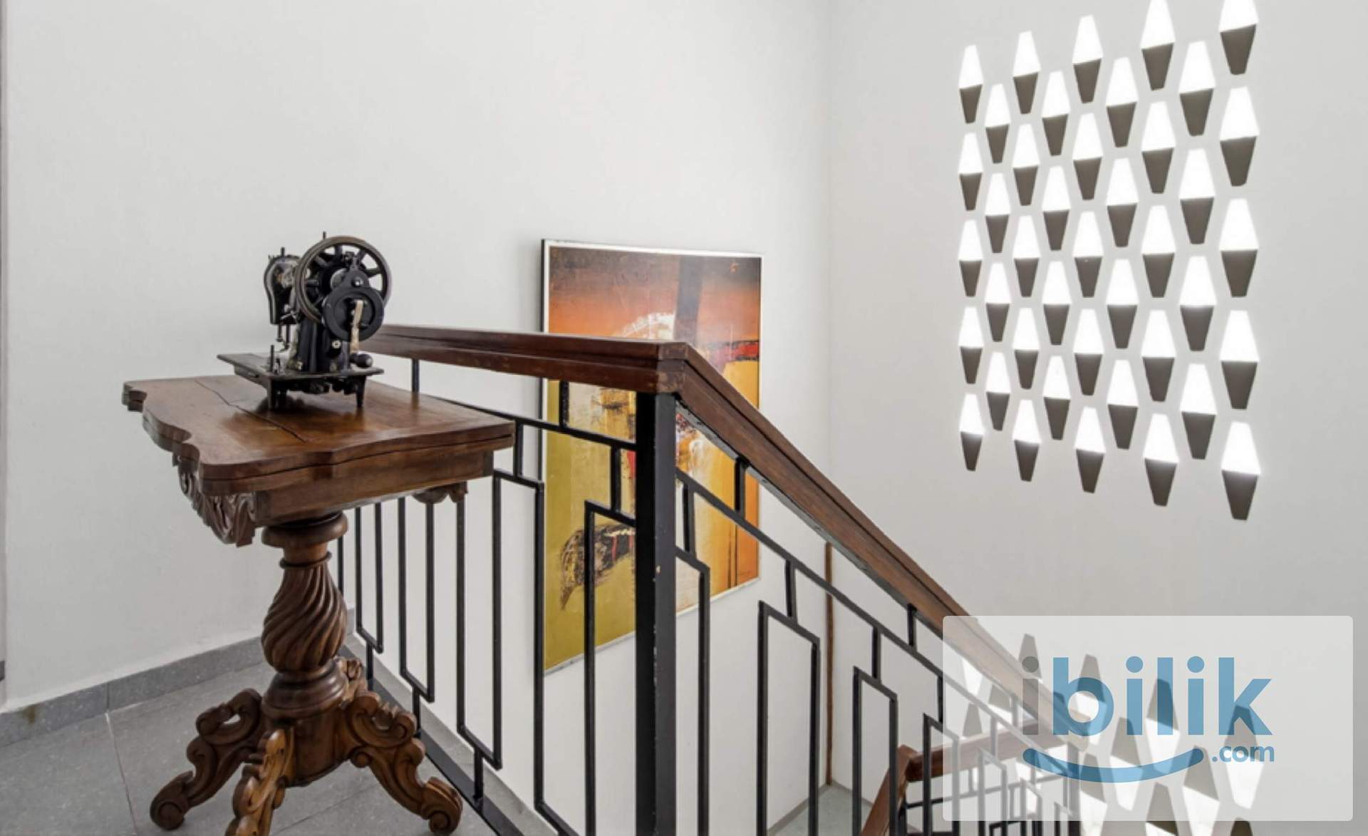 Room in the CityJB - Image 4