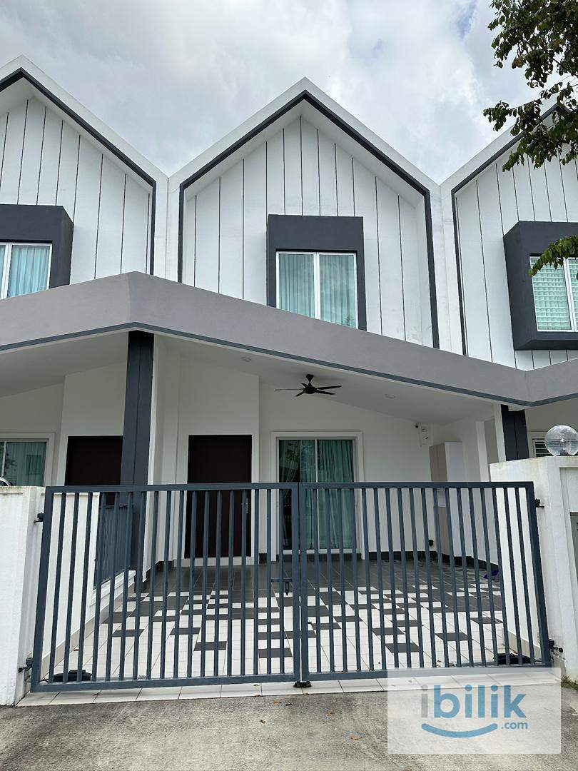 Fully Furnished G/Floor Room for Rent @ Eco Forest Semenyih | WiFi Included | Near Nottingham University - Image 9