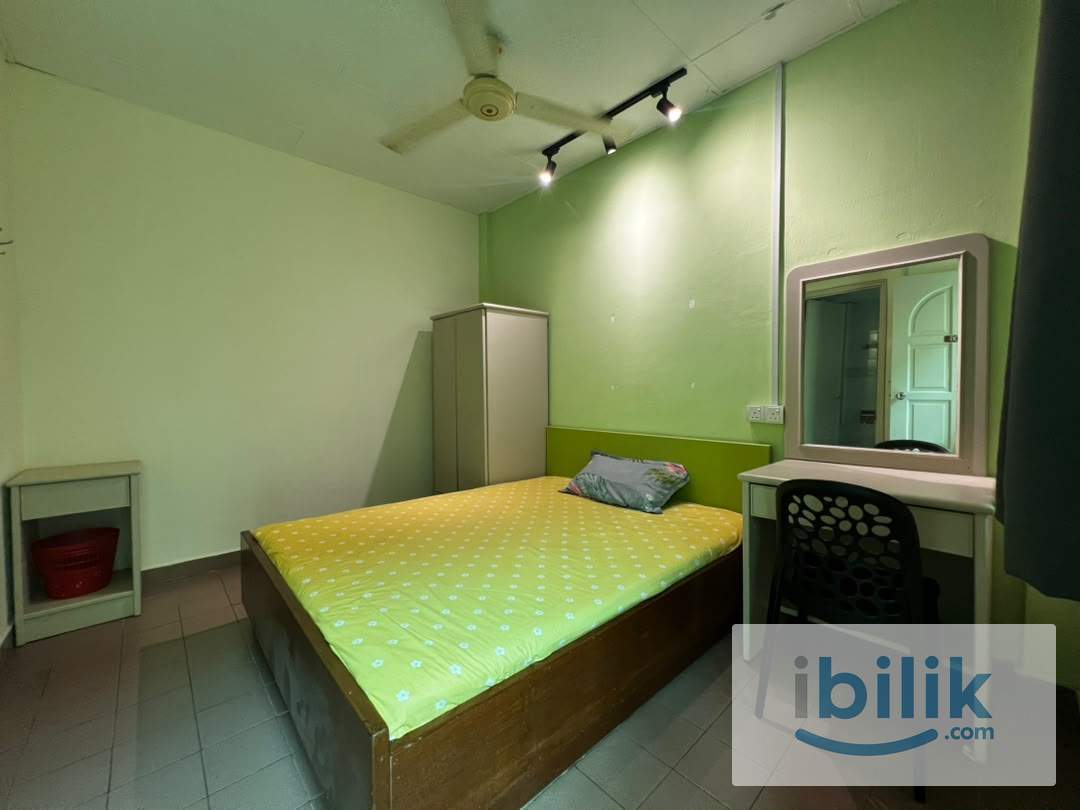 🔥ZERO DEPOSIT⚡LIMITED CHOW KIT QUEEN SIZE BED ROOM WITH PRIVATE BATHROOM⚡FULLY FURNISHER🔥MOVE IN IMMEDIATELY🔥 - Image 1