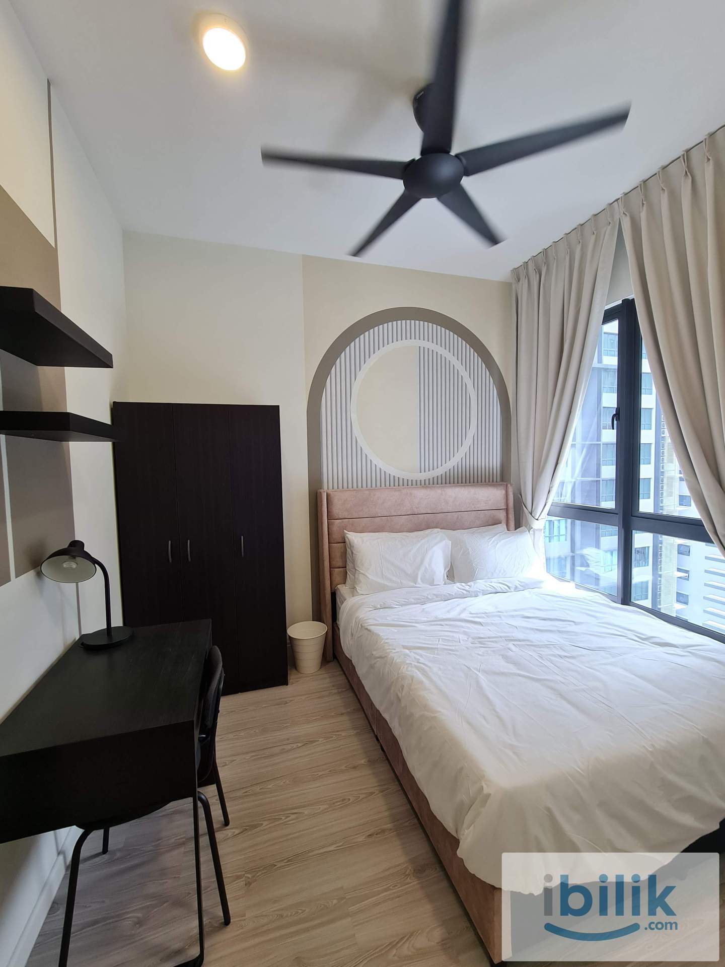 Middle Room For Female I Free Utilities I Ready To Move In I 5 Minutes To MRT at Meta Residence, Seri Kembangan   - Image 3