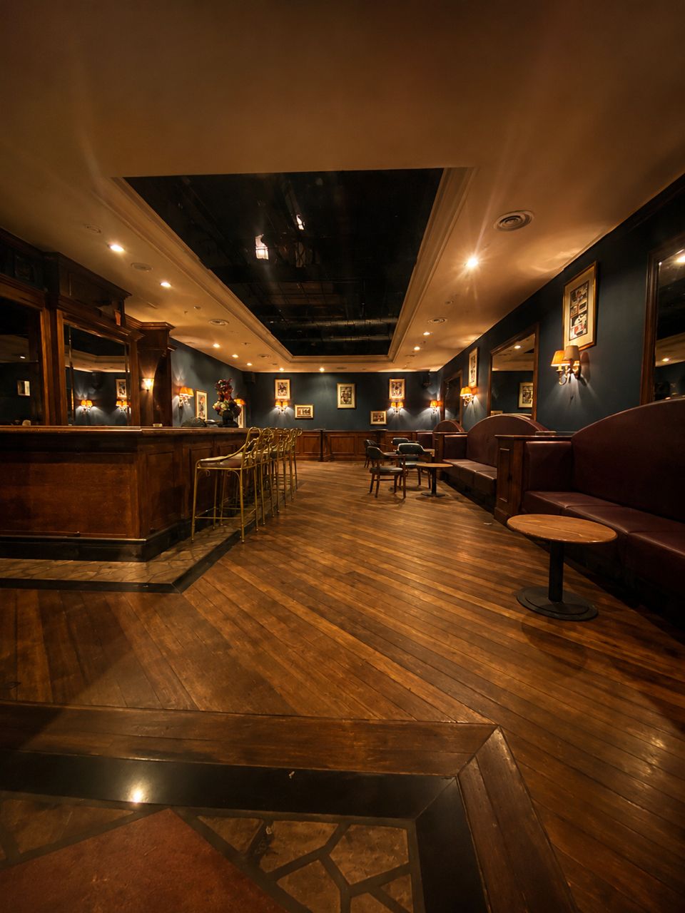 Cigar Lounge