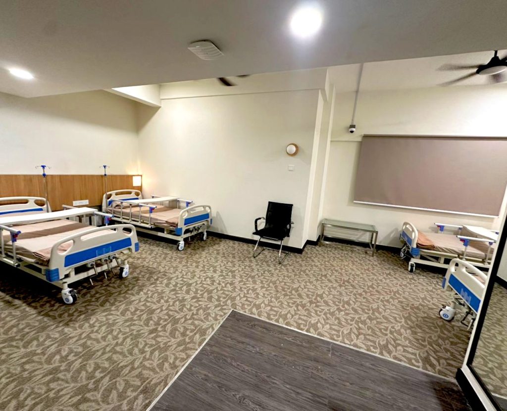 5 Single Bed Shared Room
