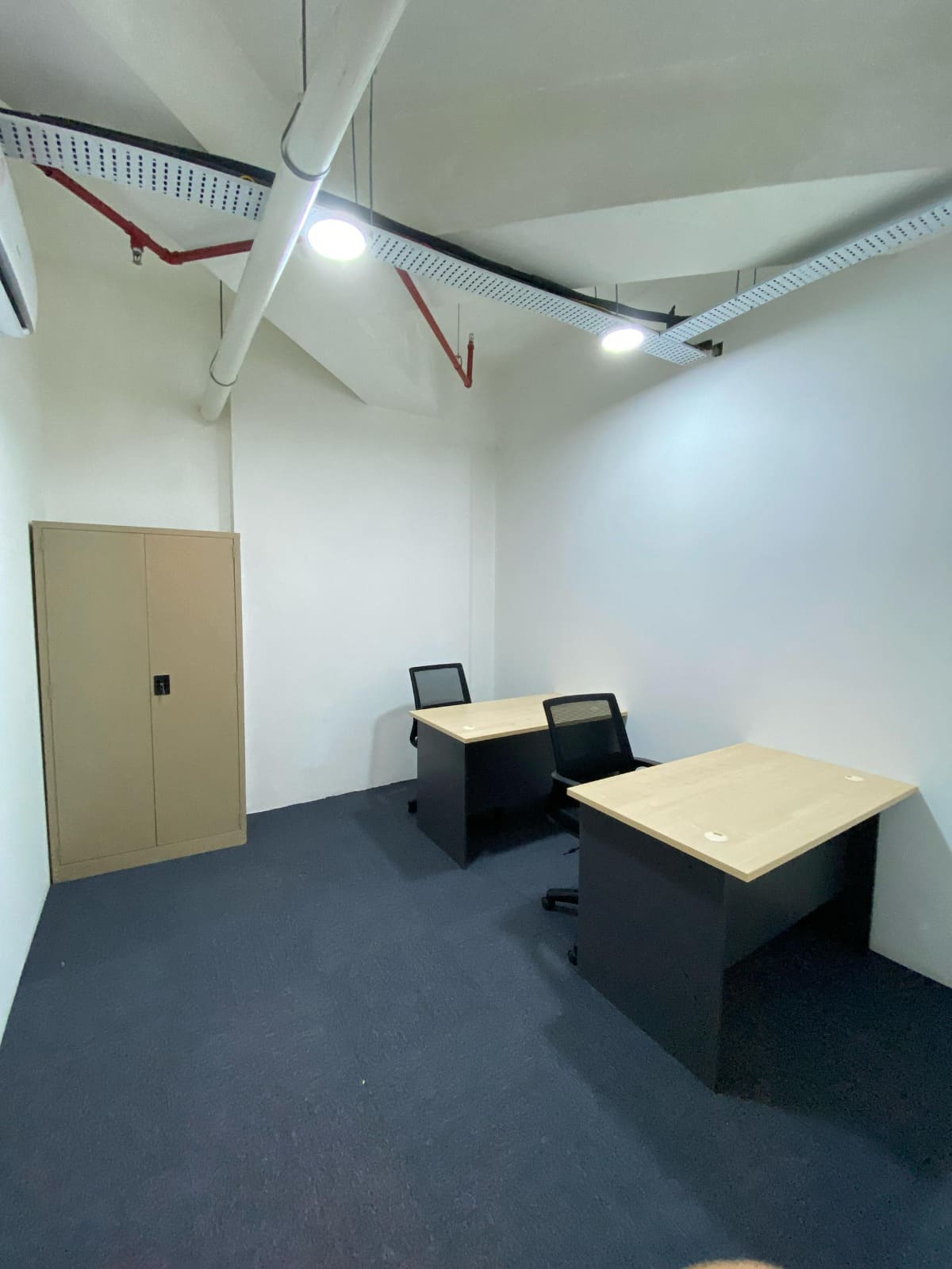Private Office with full furniture in ICON city - Image 1